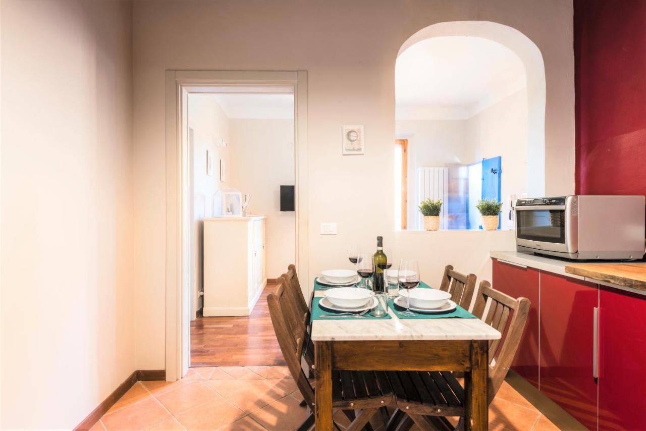 Hostly - La Pera Suite Apartment - 2 Bedrooms, Full Center Пиза Экстерьер фото